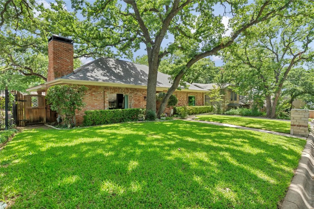 1830 Rhinevalley Drive, Arlington