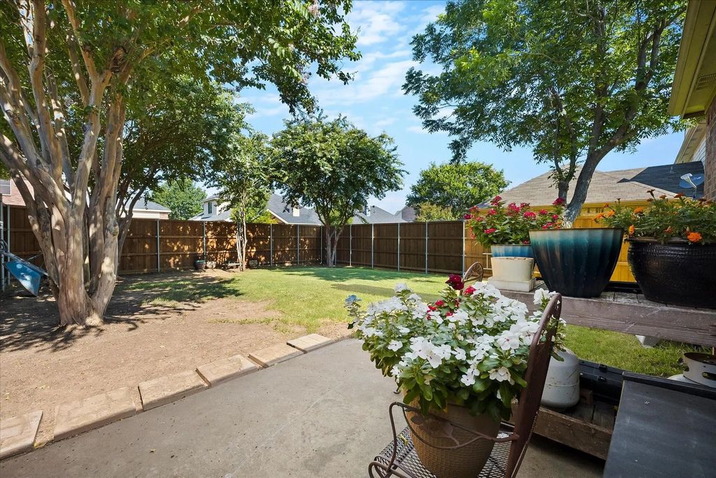 6409 Hawthorne Cove, Rowlett