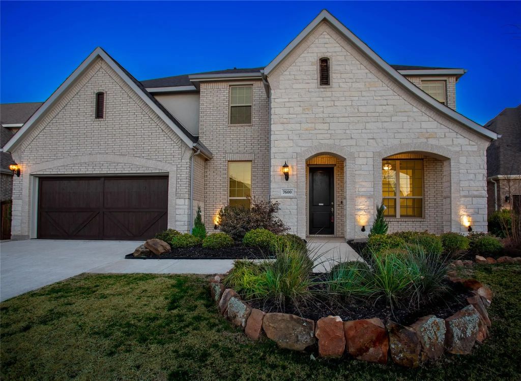 7600 Clear Rapids Drive, McKinney