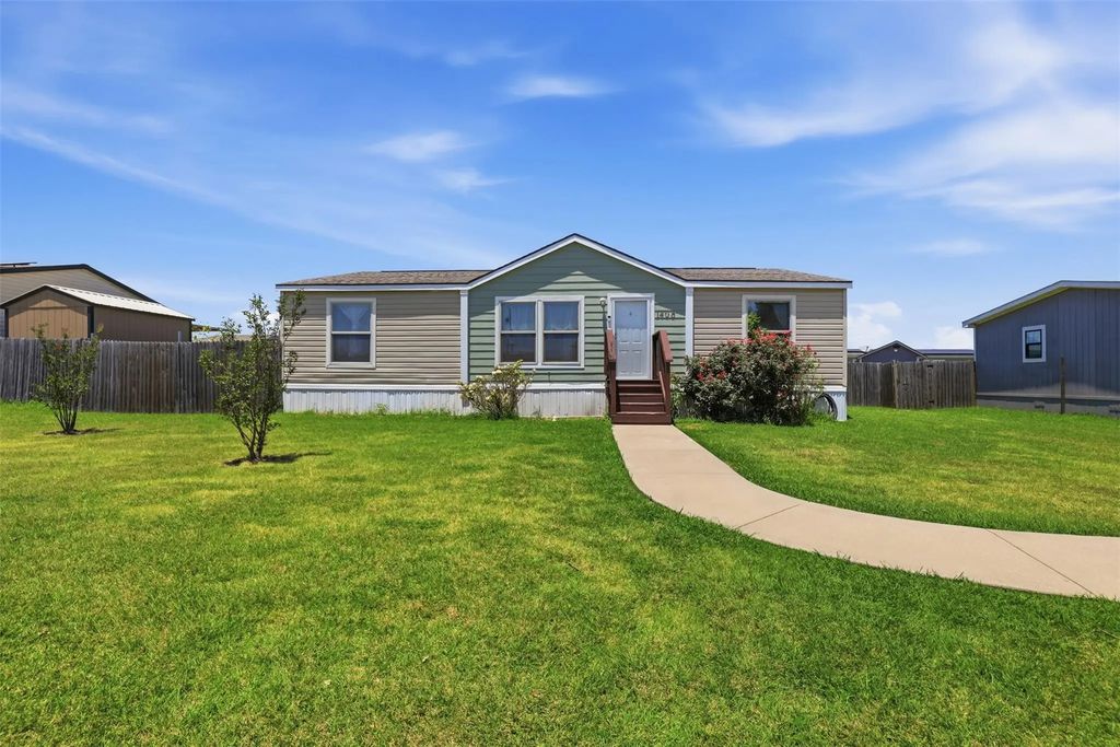 1408 Old Bridge Road, Cleburne