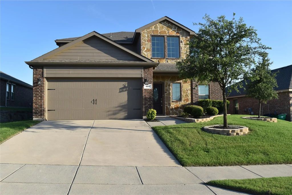 411 Paddock Lane, Celina