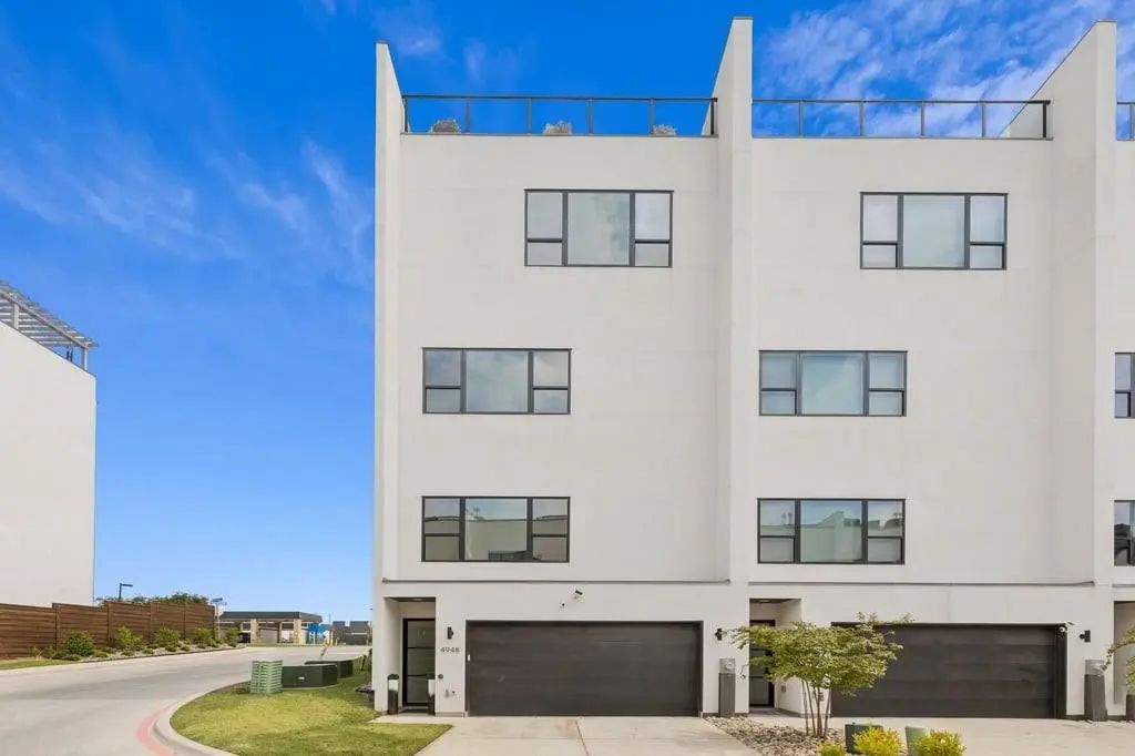 4948 Blaynes View, The Colony