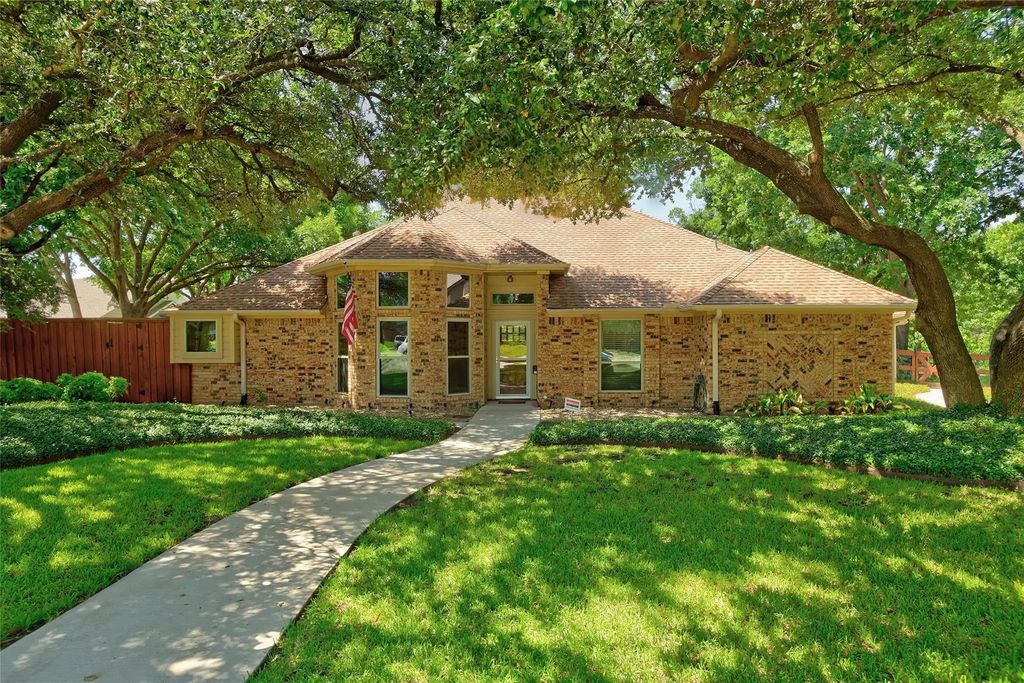 920 Raywood Circle, Plano