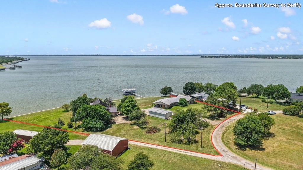 12391 Pleasure Hills Circle, Mabank
