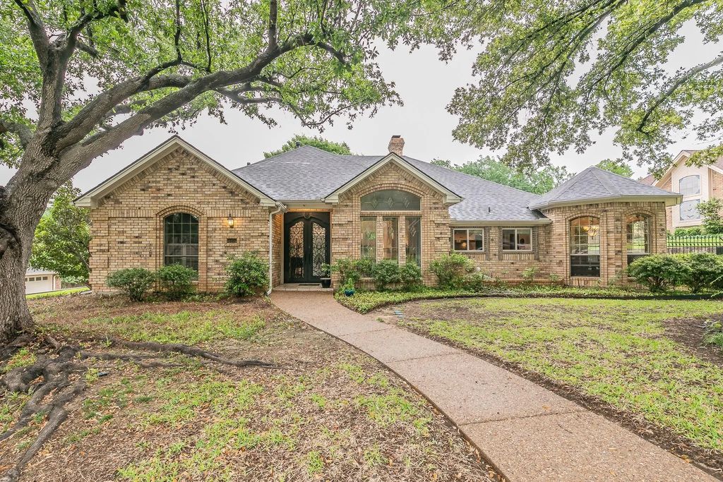 4105 Lexington Parkway, Colleyville