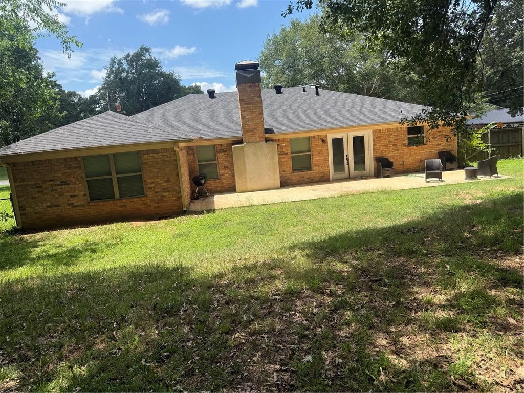 2600 Aspen, Kilgore