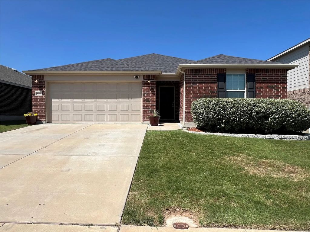 6024 Misty Breeze Drive, Fort Worth