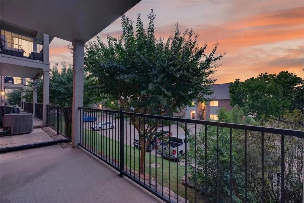 1805 Signal Ridge Place 1805, Rockwall