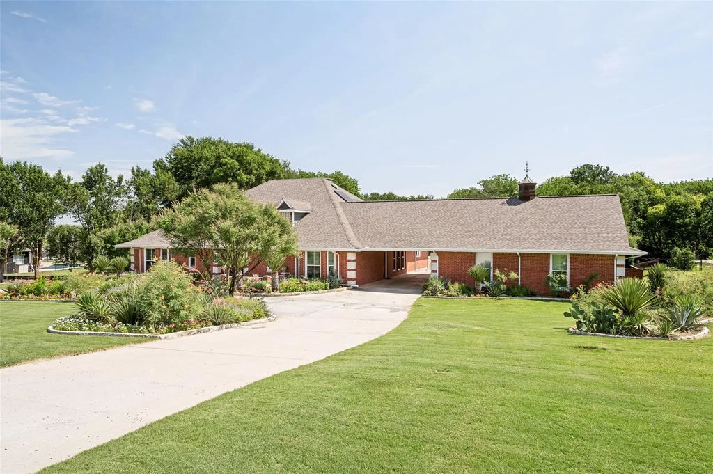 9 Country Ridge Road, Melissa