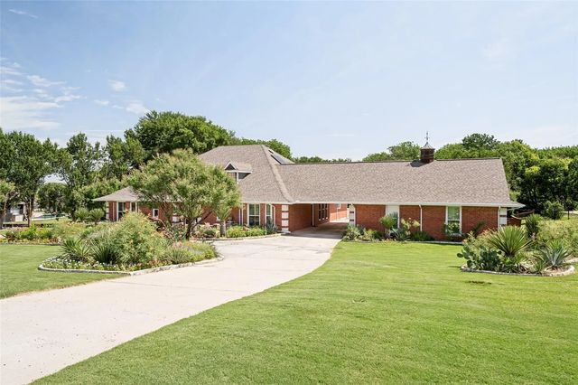 9 Country Ridge Road, Melissa