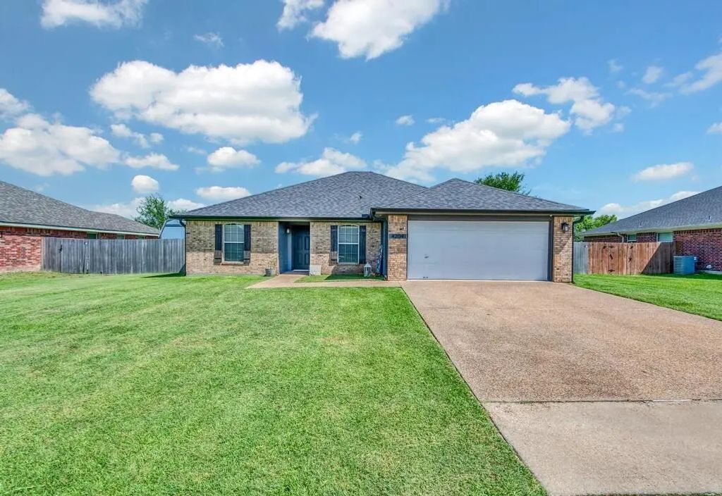 4204 Rance Lane, Waco