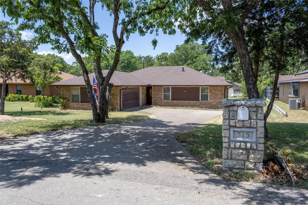 315 Dow Ross Boulevard, Duncanville
