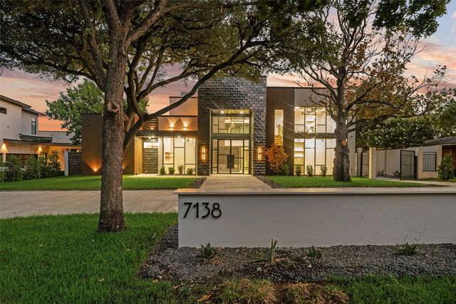 7138 Azalea Lane, Dallas