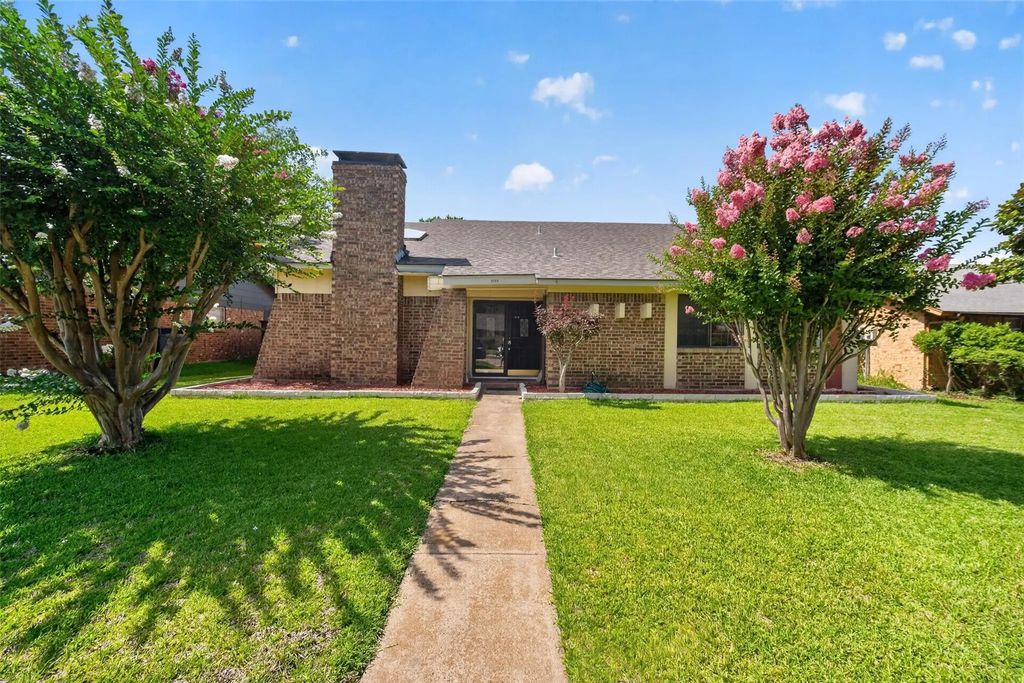1722 Leicester Street, Garland