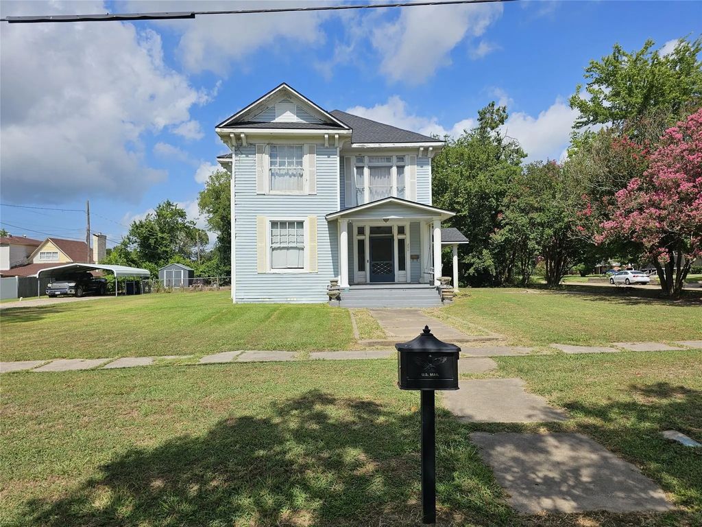 200 S Canton Street, Mexia