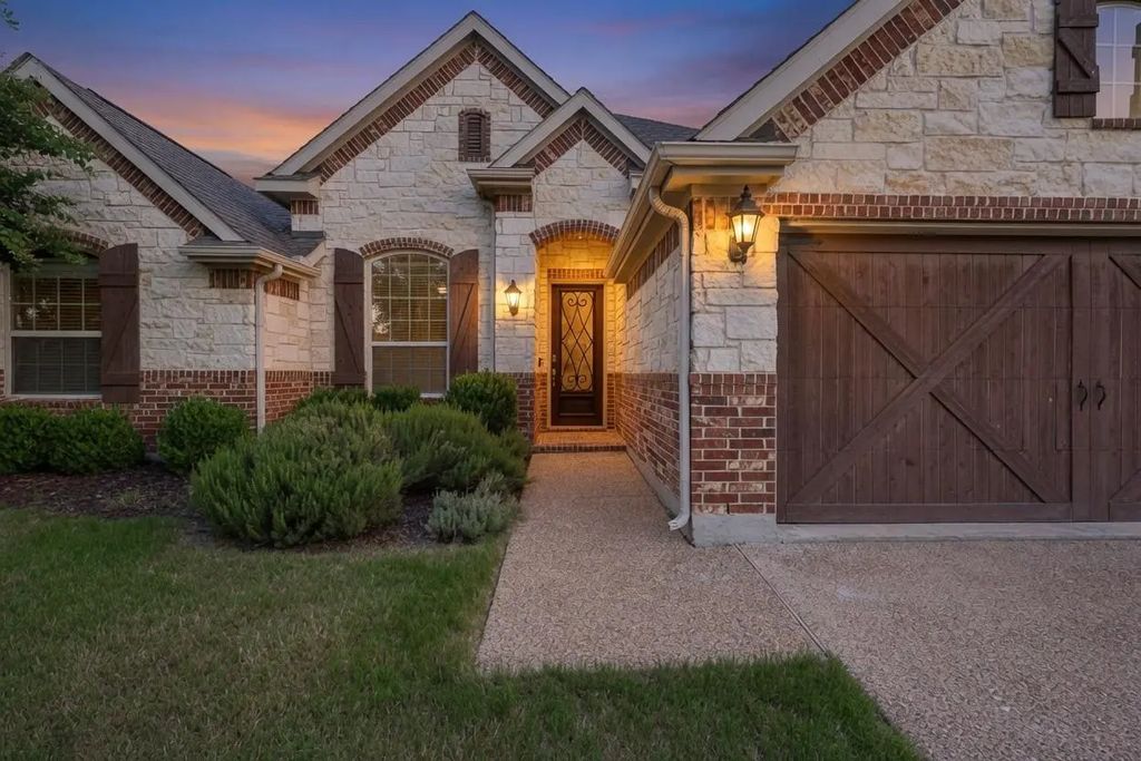 2721 Driftwood Creek Trail, Celina