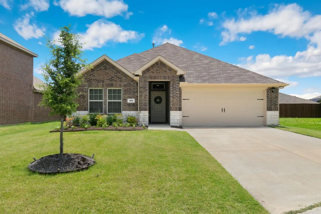 102 Sunberry Drive, Caddo Mills