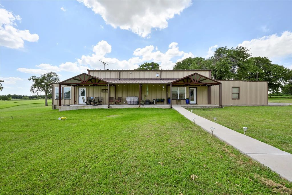 2022 Lamkin Road, Mineral Wells