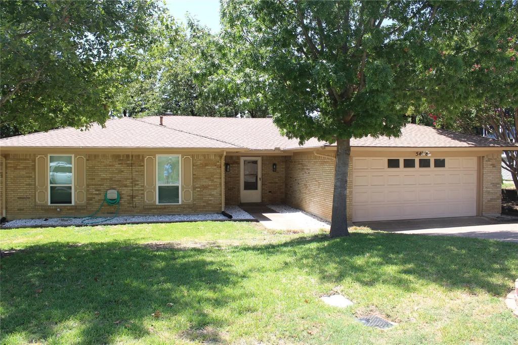 5408 Marshfield Court, Arlington