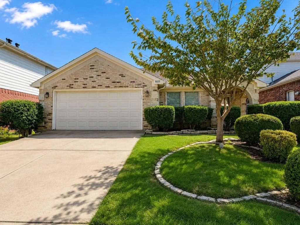 8055 Raleigh Drive, Fort Worth