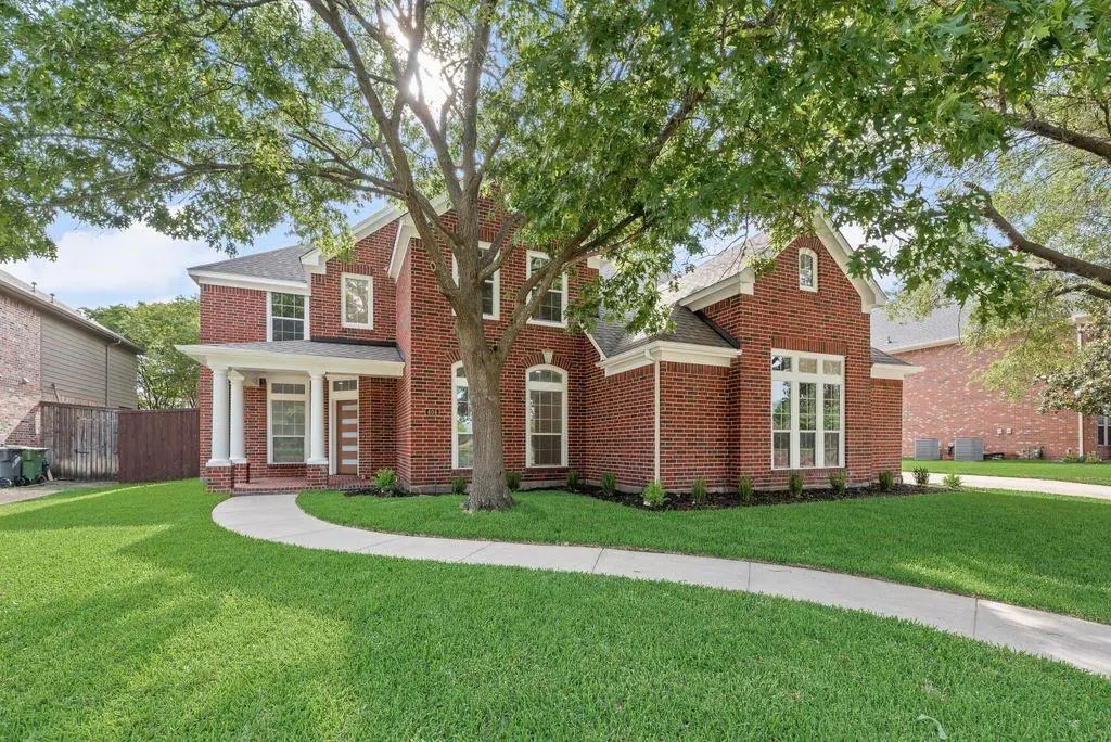 404 Parkside Court, Murphy