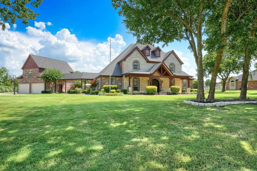 465 Equestrian Drive, Rockwall