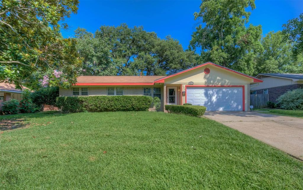 9032 Sara Lane, Shreveport