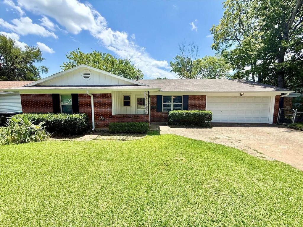 160 Bob White Road, Denison