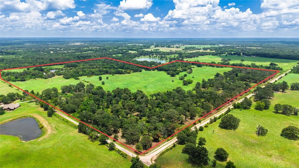 127 Ac County Road 2314, Sulphur Springs