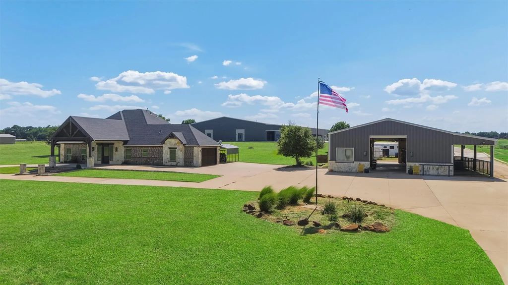 10531 Cole Road, Pilot Point