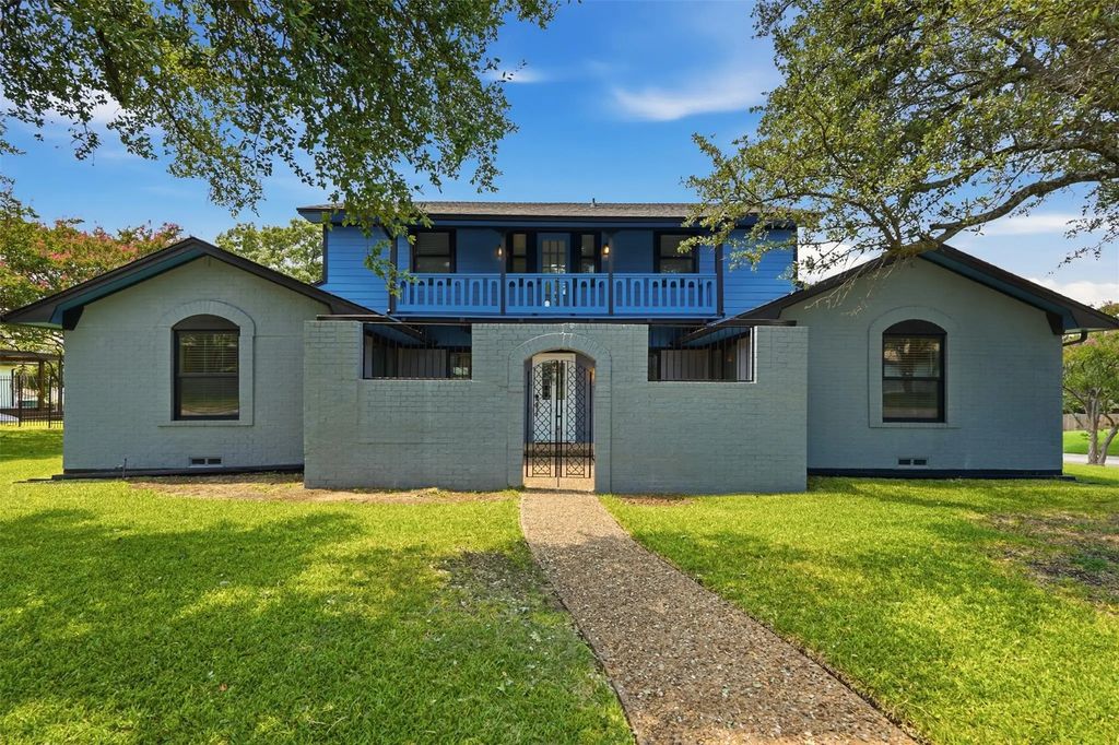 1613 Iroquois Drive, Garland
