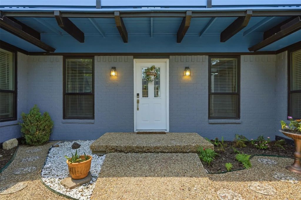 1613 Iroquois Drive, Garland