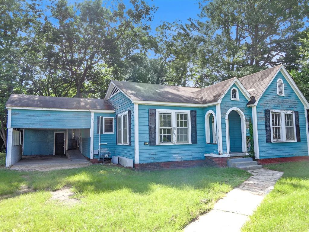 433 N Main Street, Sibley
