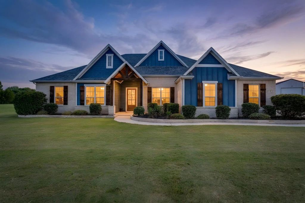 120 Homestead Lane, Waxahachie