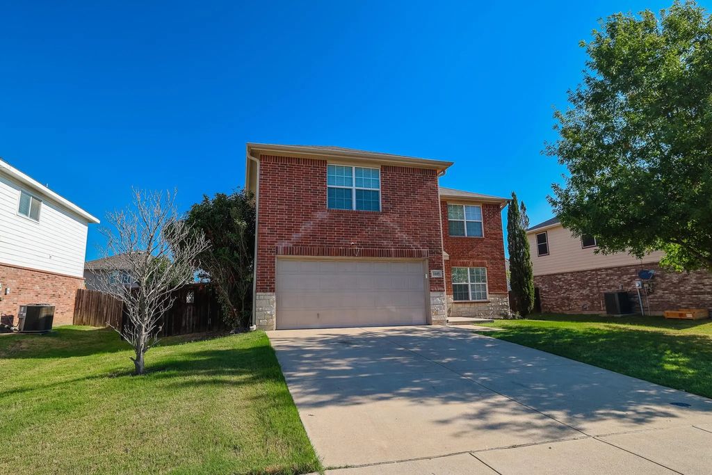1645 Dream Catcher Way, Krum