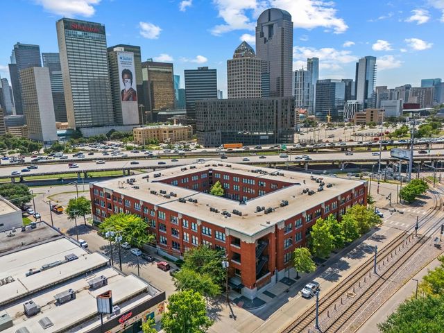 2502 Live Oak Street 235, Dallas