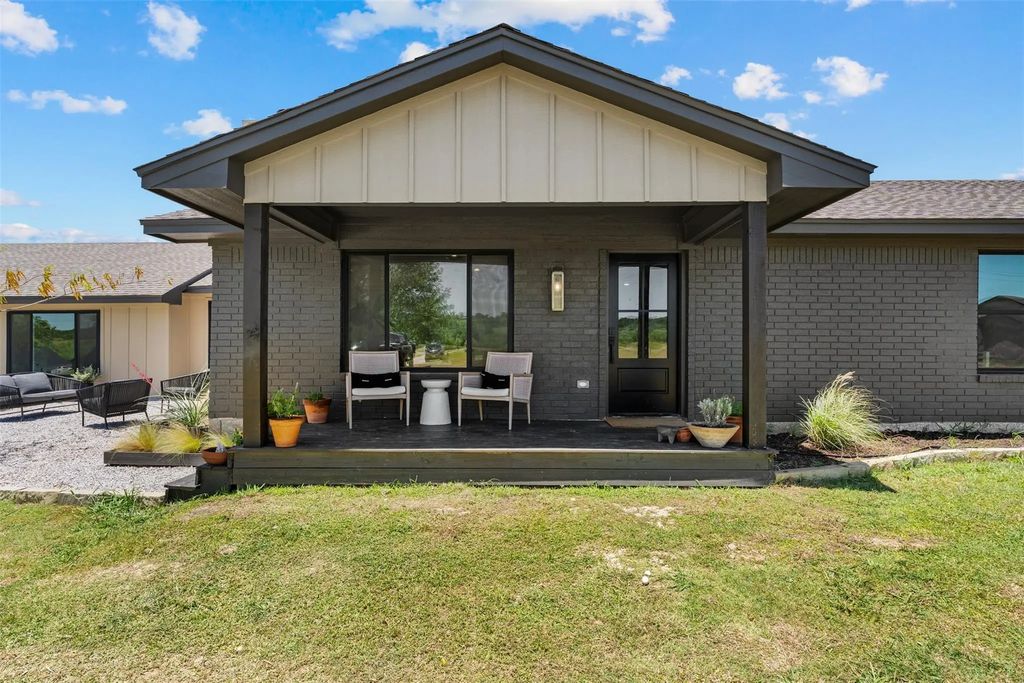 3103 Mockingbird Lane, Moody