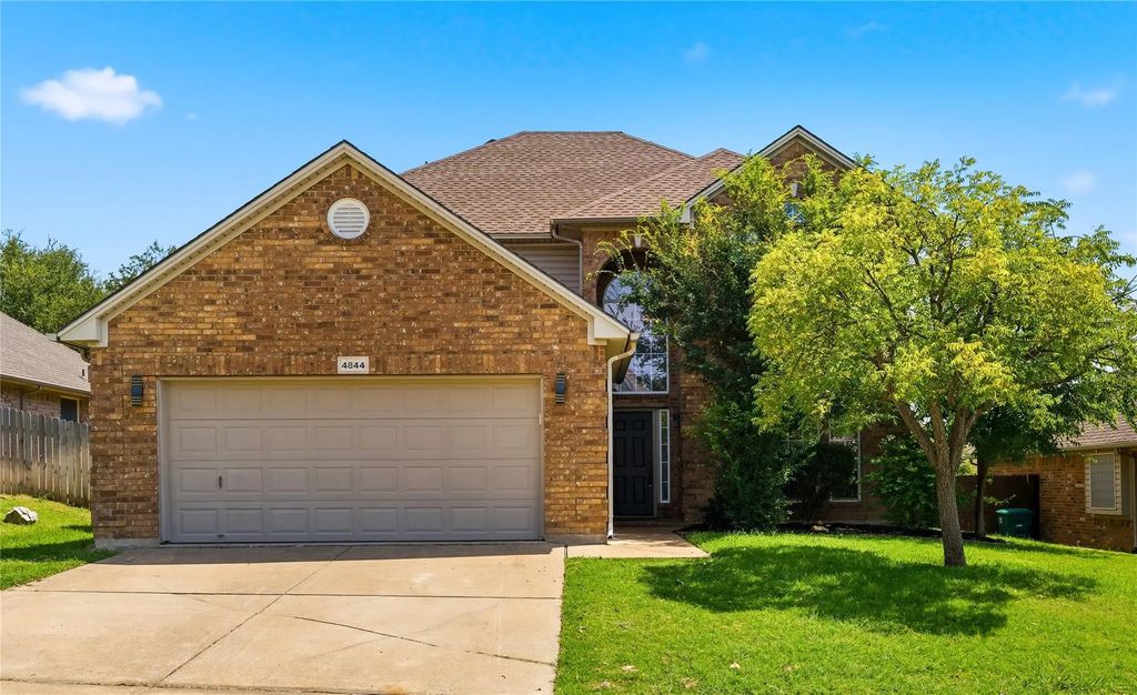 4844 Jodi Drive, Fort Worth