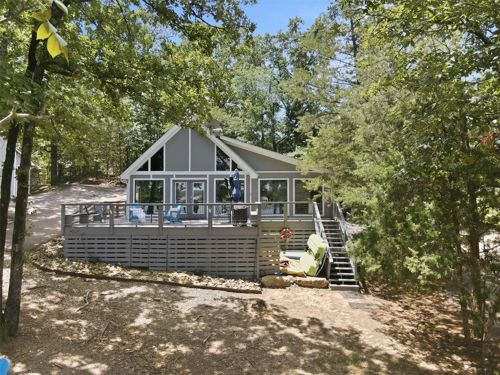 108 E Barker Creek Drive, Scroggins
