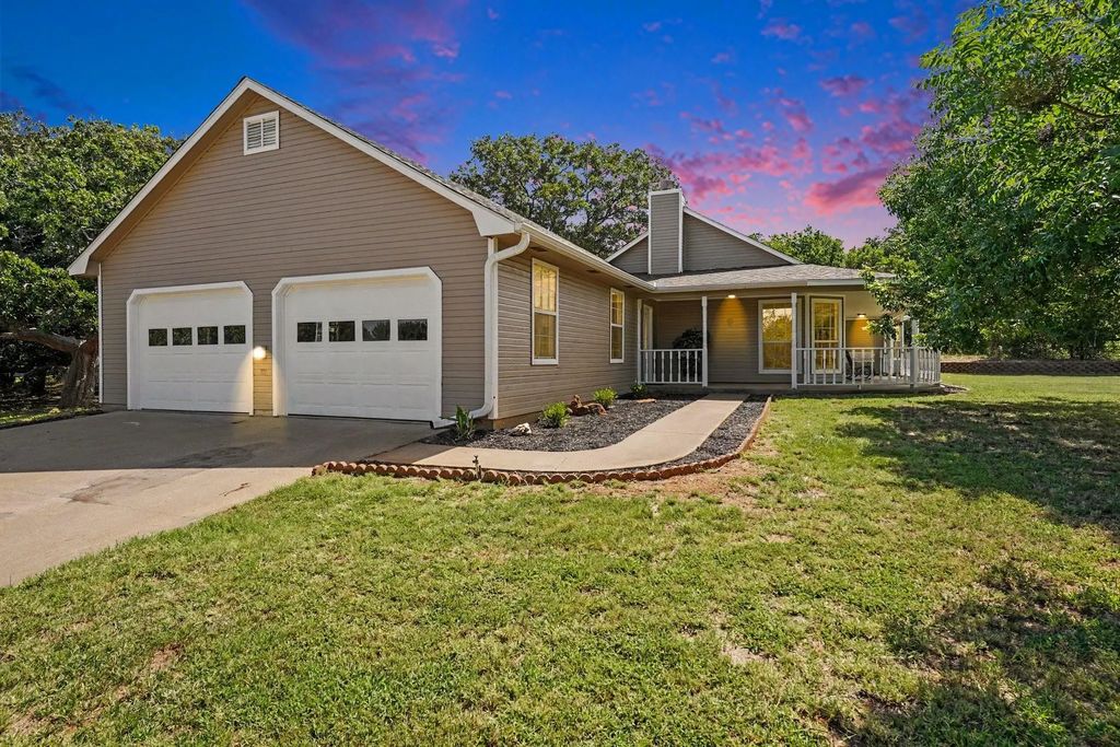 4225 Fm 2415, Coyote Flats