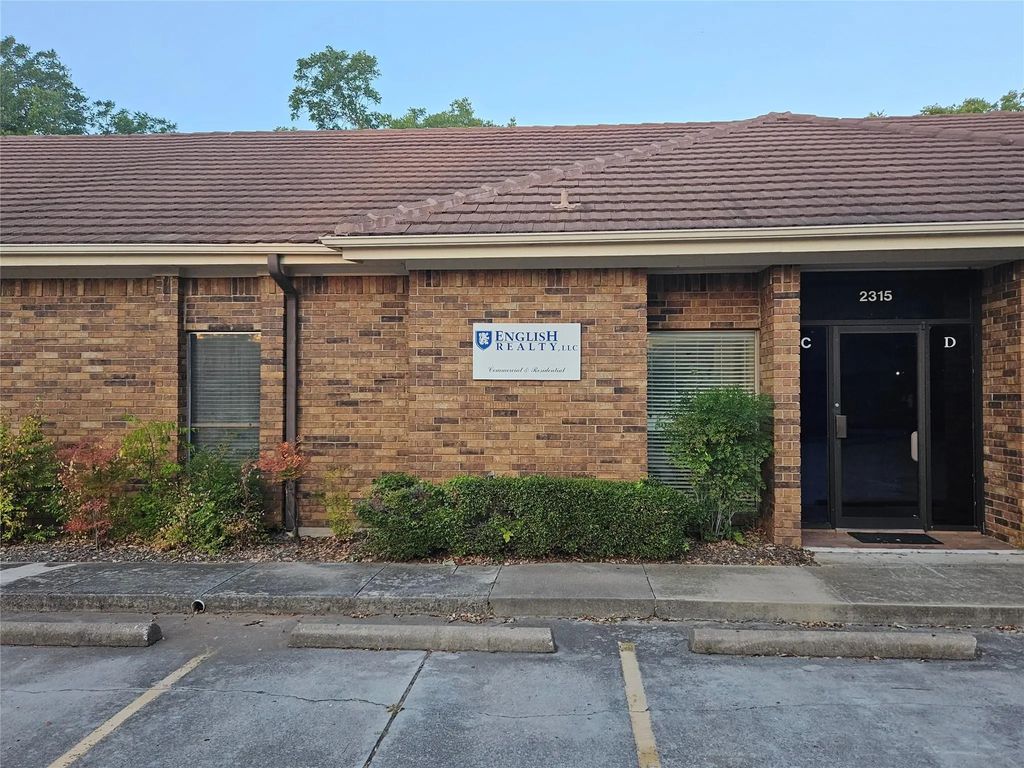 2315 Roosevelt Drive, Dalworthington Gardens