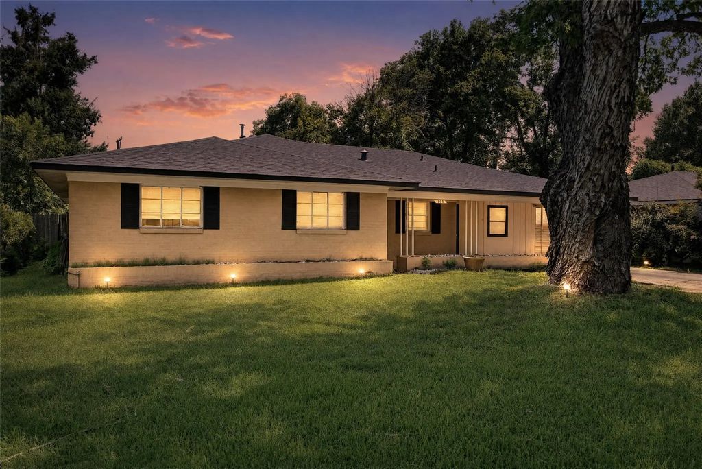 105 Carroll Street, Shreveport
