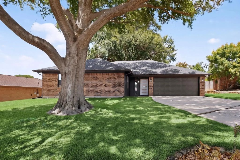 3804 Wrexgate Court, Arlington