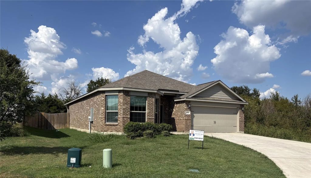 2014 Sandalwood Way, Princeton