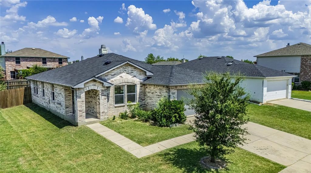 2621 Shorecrest Drive, Little Elm