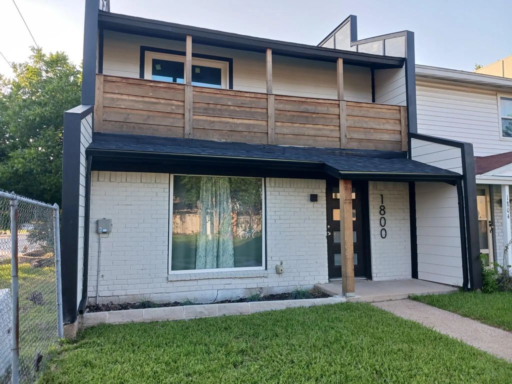 1800 Ridgeview Plaza, Mesquite