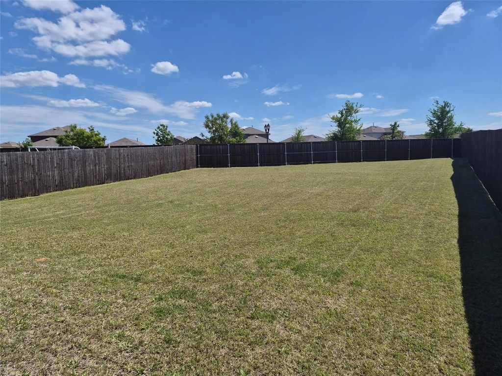 2430 Russell Street, Crandall