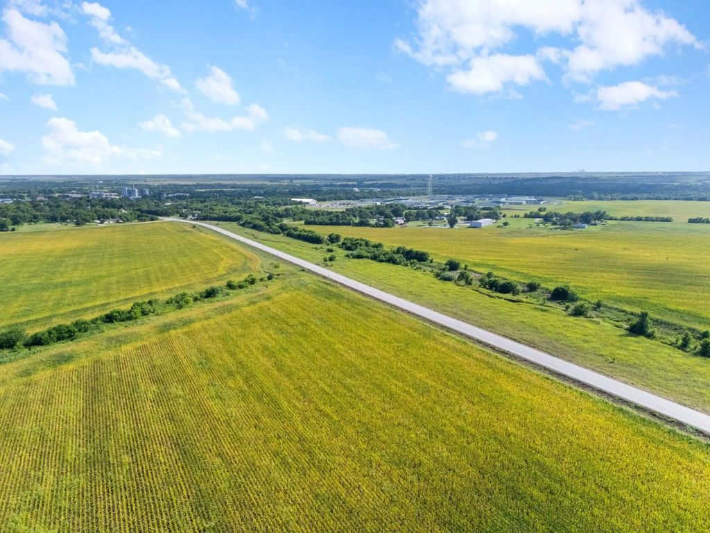 107.48 Ac. Tbd County Line Parkway, Mart