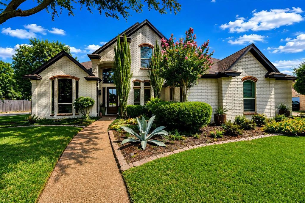 789 Tall Oak Lane, Keller