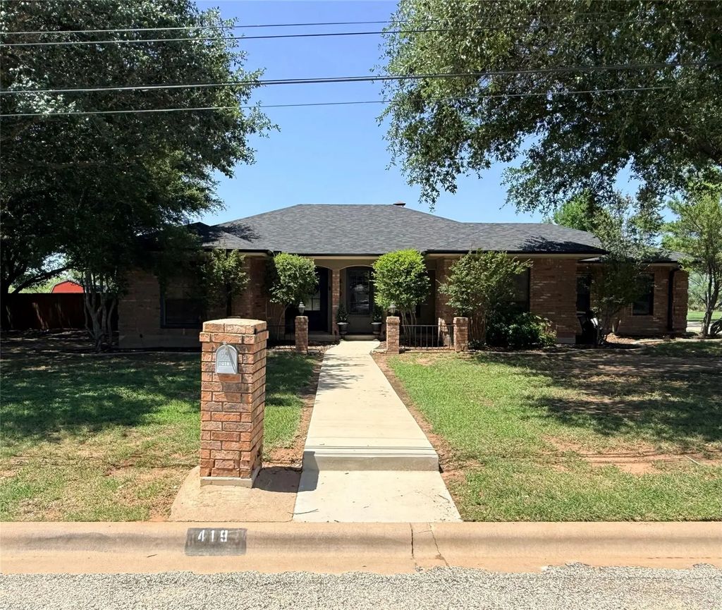 419 Windcrest Drive, Early